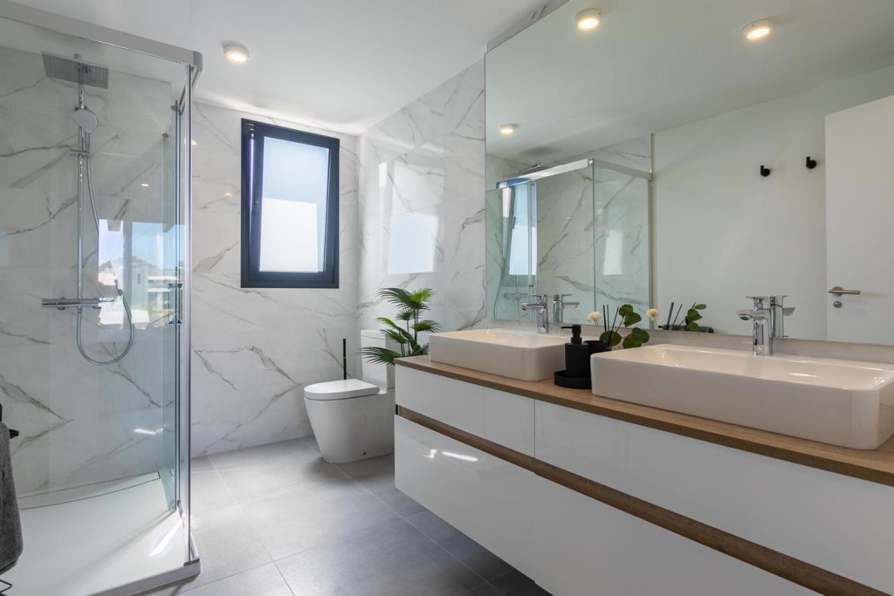 The Golden Oasis Penthouse Apartment Estepona Bagian luar foto