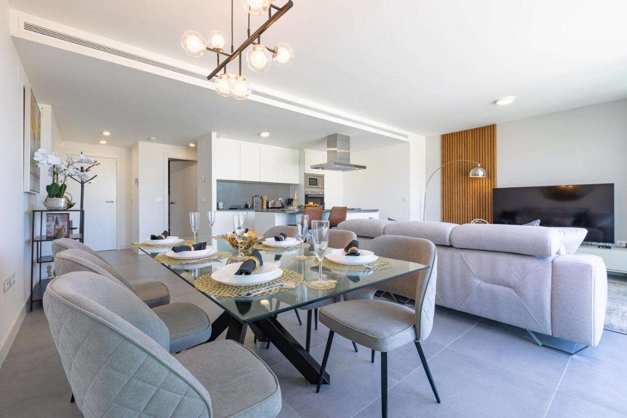The Golden Oasis Penthouse Apartment Estepona Bagian luar foto