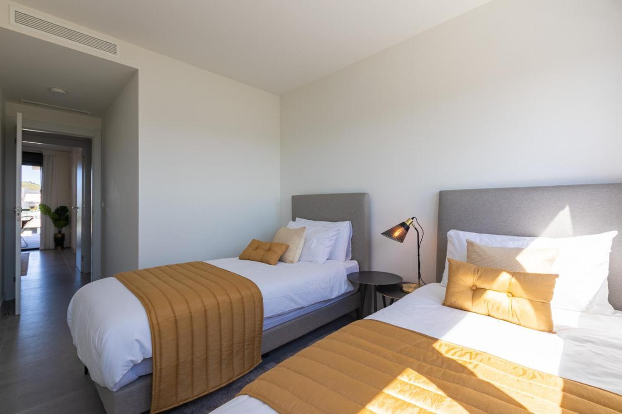 The Golden Oasis Penthouse Apartment Estepona Bagian luar foto