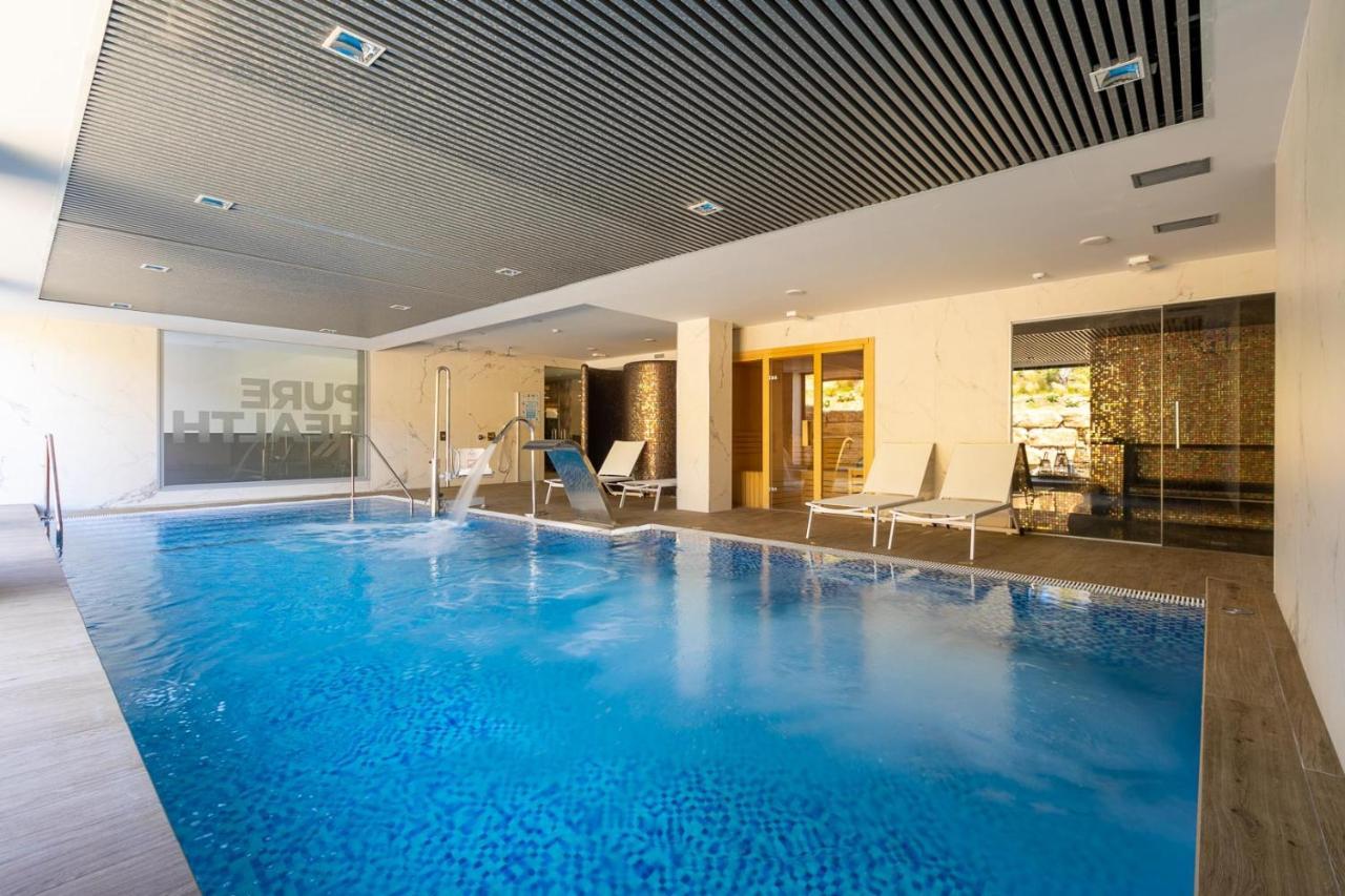 The Golden Oasis Penthouse Apartment Estepona Bagian luar foto