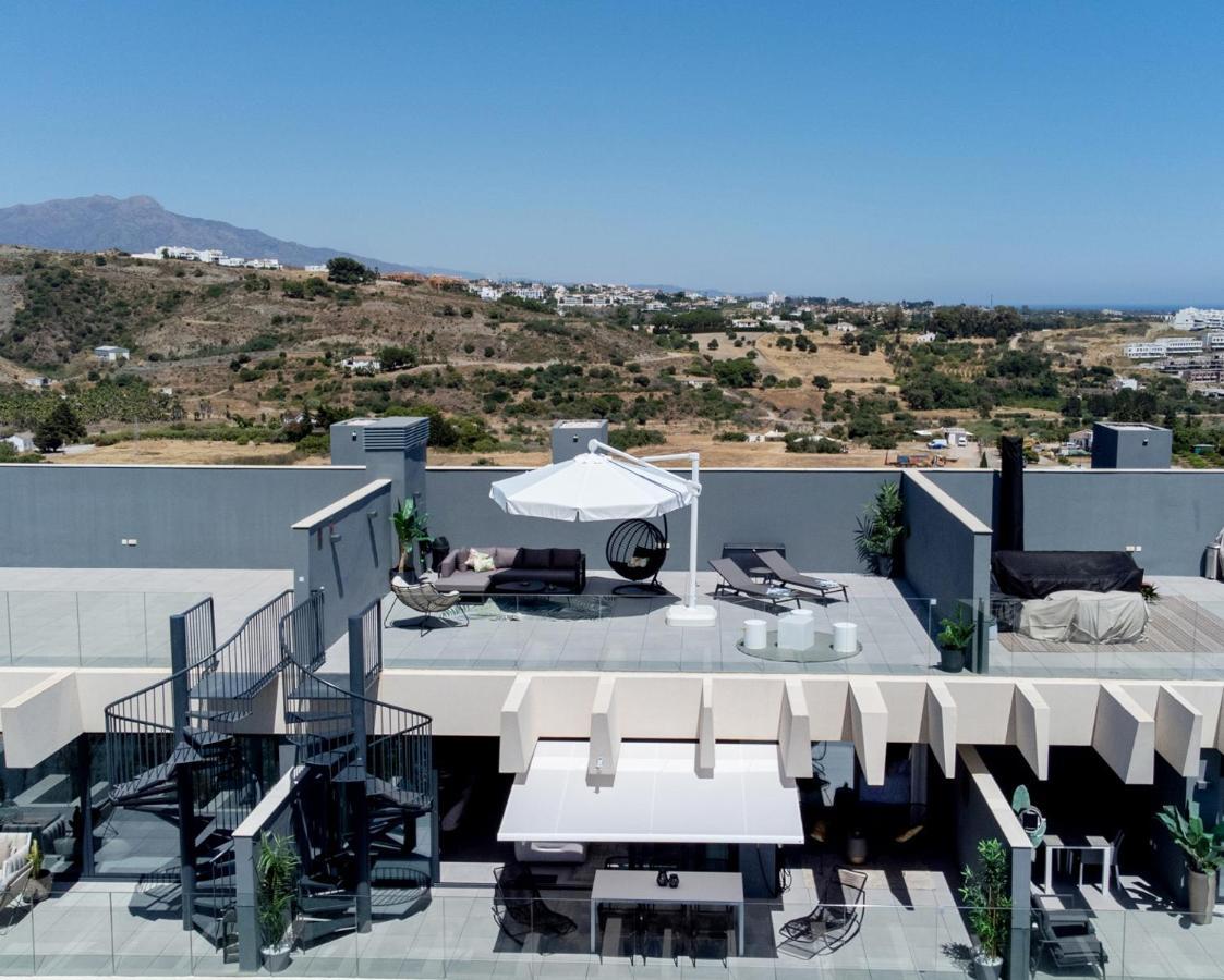 The Golden Oasis Penthouse Apartment Estepona Bagian luar foto